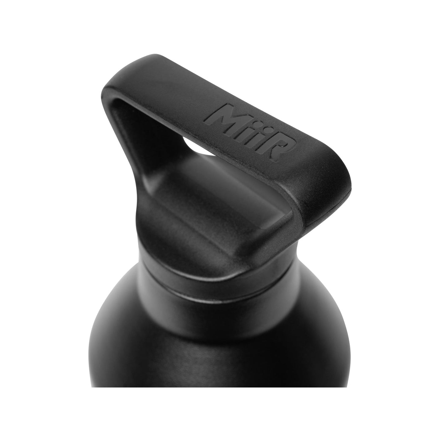 23oz-vacuum-insulated-bottle-m4 Narrow_Mouth_Black_Studio_1020_402286_45Deg_2__402286__NMB1SV23002_1.jpg