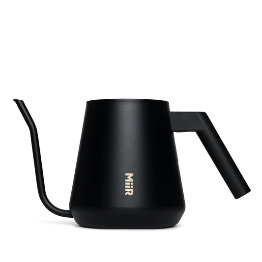 new-standard-pour-over-kettle-w3 Pour_Over_Kettle_Black_Studio_0222_Front.jpg