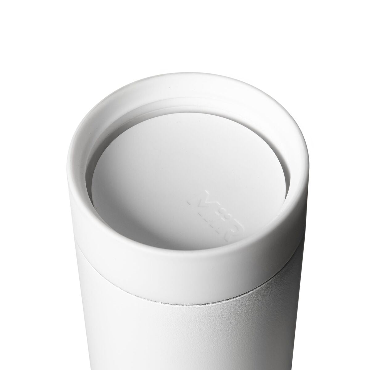 360-lid-c8 WebPDP-360_Lid_White__3602PNWM001_X2Studio_Closeup_Open.jpg