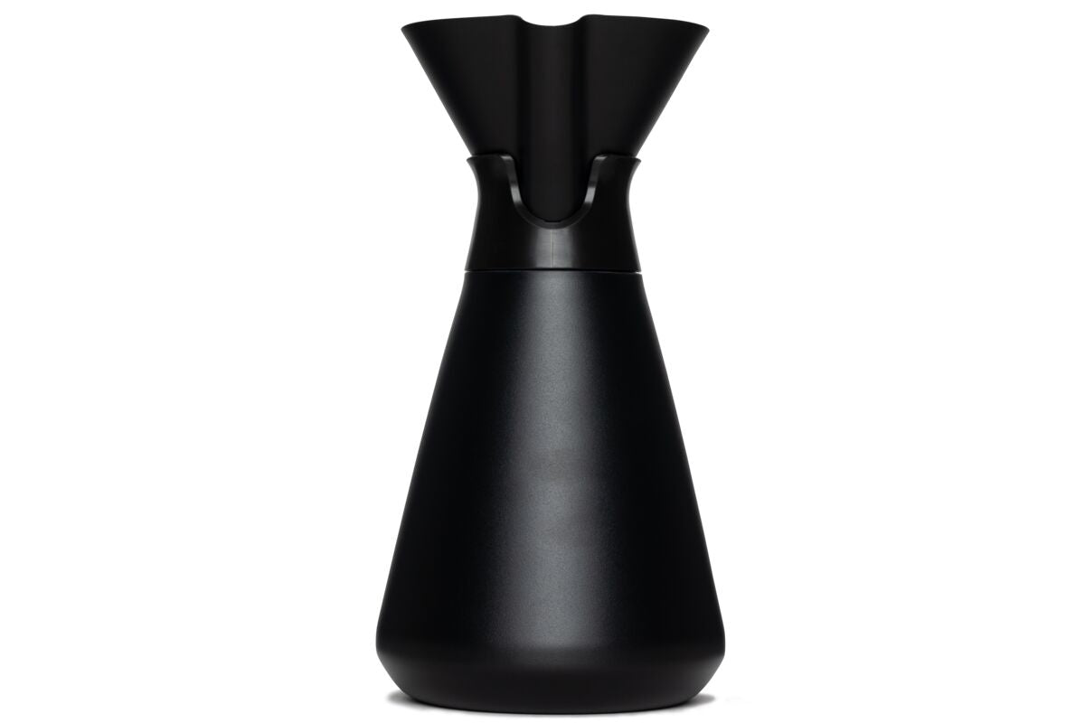 new-standard-carafe-j0 WebPDP-Carafe_Black_Studio_0722_270__CAR1SVOS002.jpg