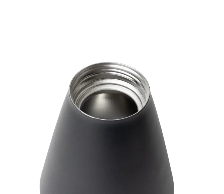 new-standard-carafe-j0 WebPDP-Carafe_Black_Studio_0722_45_Deg_Top_Off__CAR1SVOS002.jpg