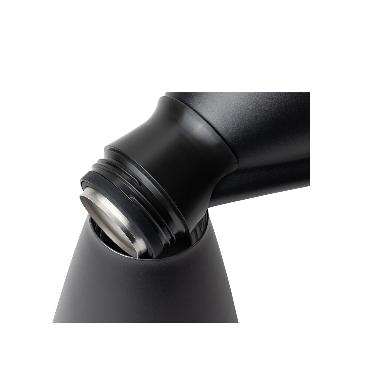 new-standard-carafe-j0 WebPDP-Carafe_Black_Studio_0722_45_Deg_Top_Staged__CAR1SVOS002.jpg
