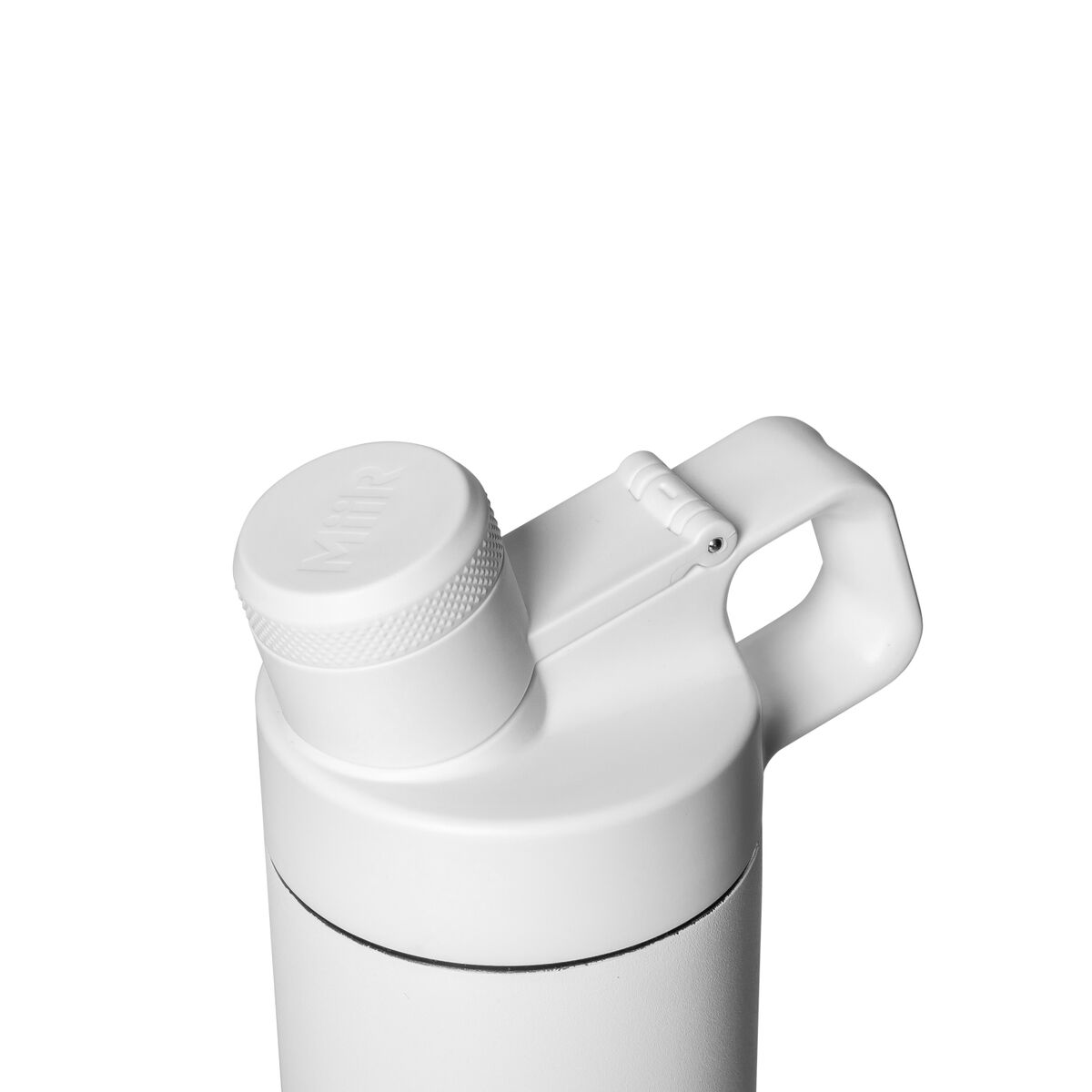 leakproof-chug-lid-y6 WebPDP-Leakproof_Chug_Lid_White_X2_Studio__LPC1PNR001_45_Closed.jpg