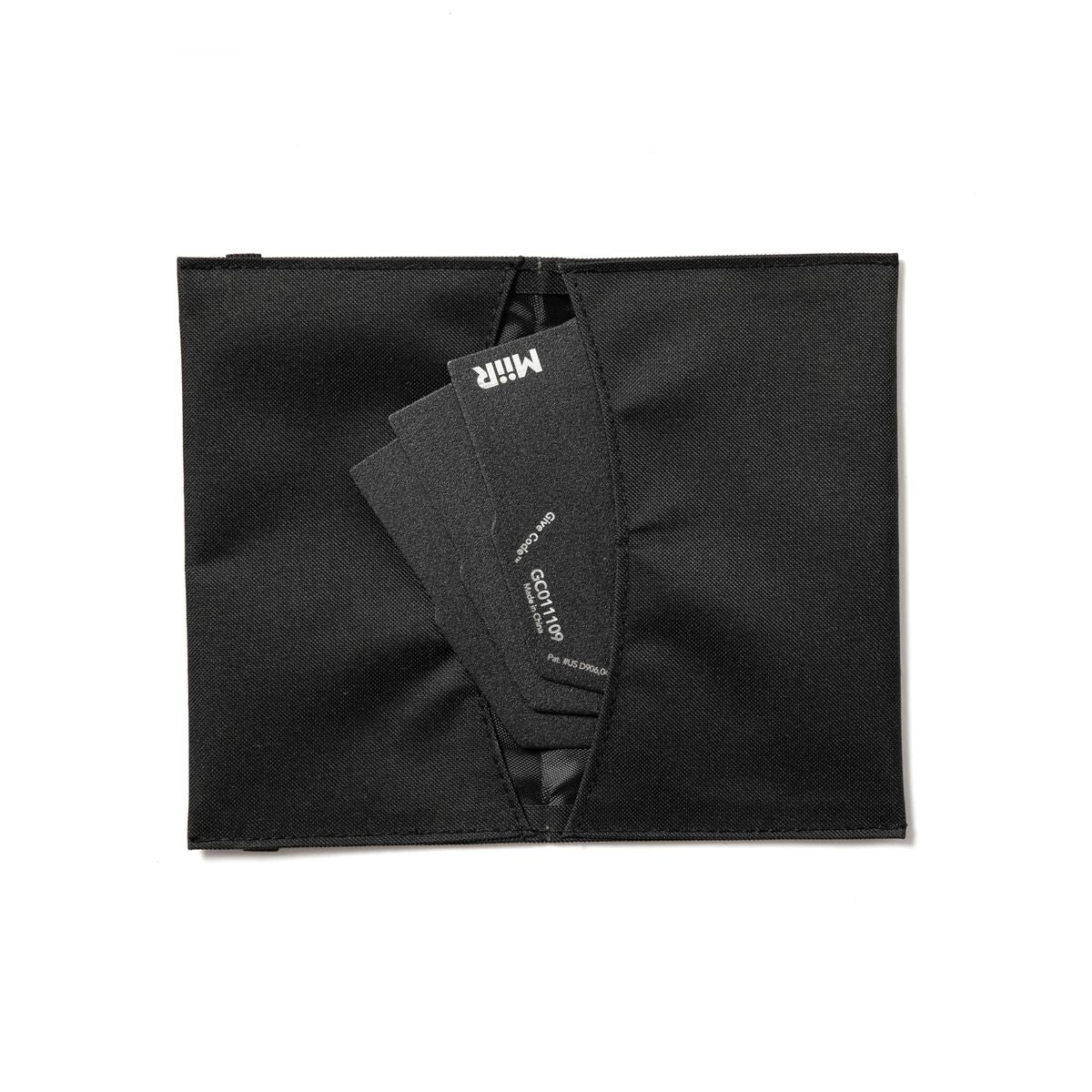 pourigami-p3 WebPDP-Pourigami_Black_Case__POG2SN00002_Studio_Open.jpg