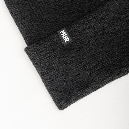 recycled-poly-fine-knit-beanie-o6 WebPDP-RecycledPolyFineKnitBeanie_Studio_TagDetail_Black__BNE005002OS.jpg