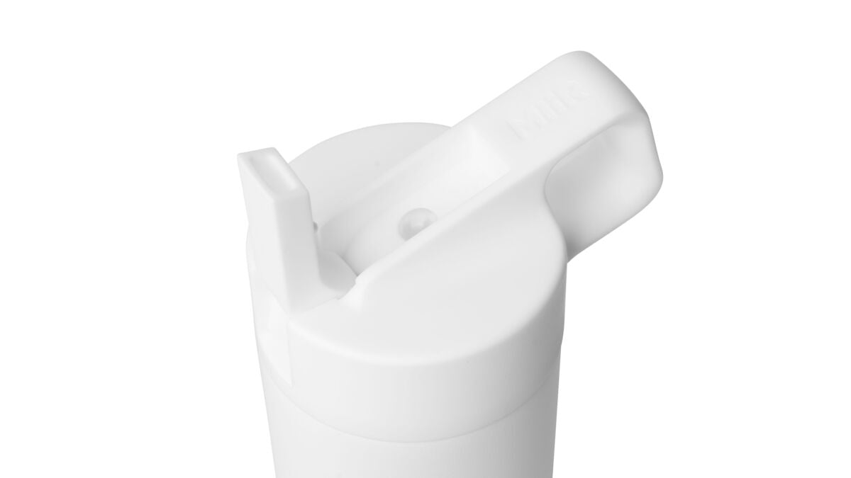 straw-bottle-r9 WebPDP-Straw_Lid_2_White_Studio_0221_45deg_Open__WMB2SL20001.jpg